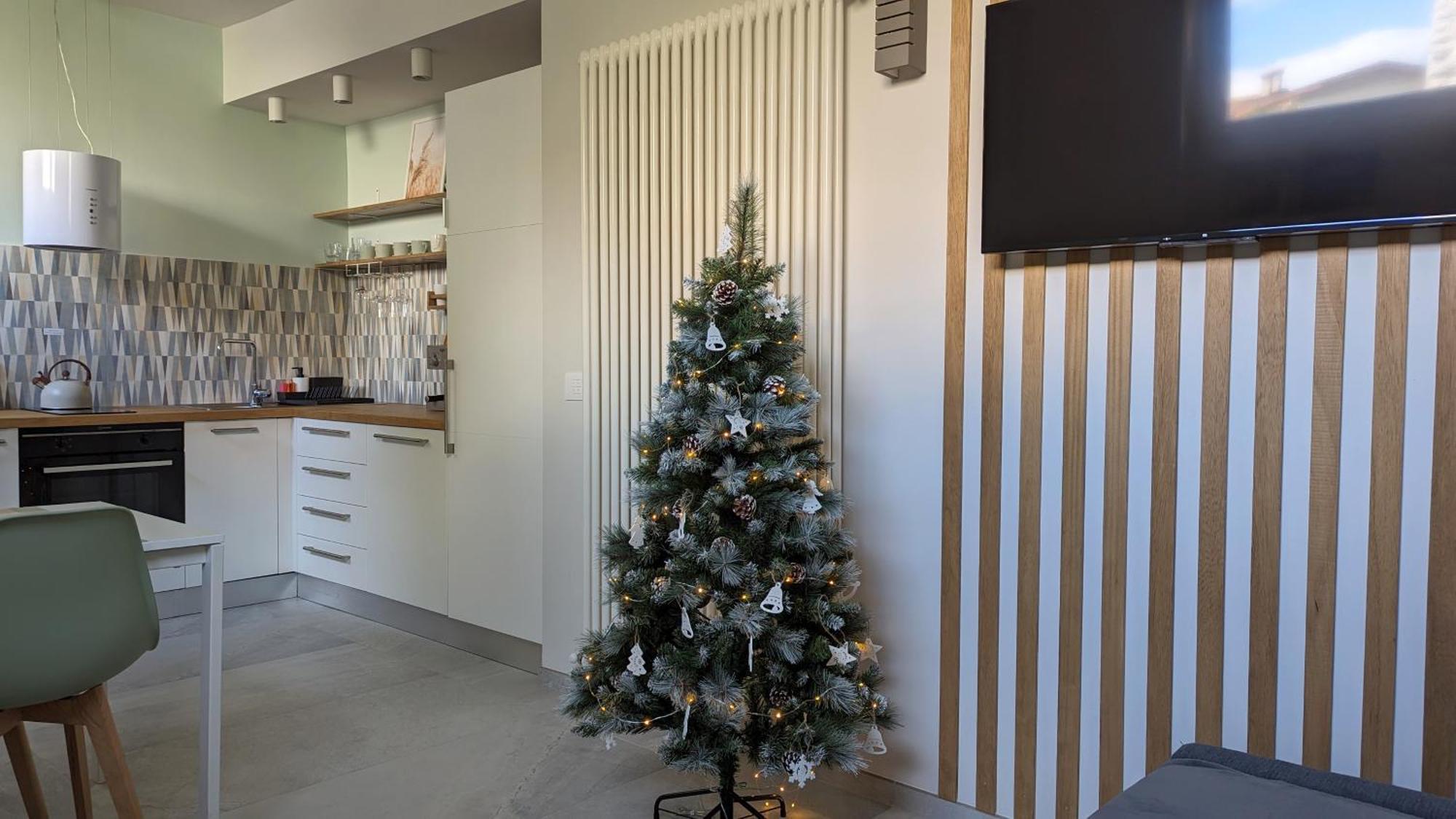 New Apartment In Historical Center Near Lake Riva del Garda Eksteriør billede