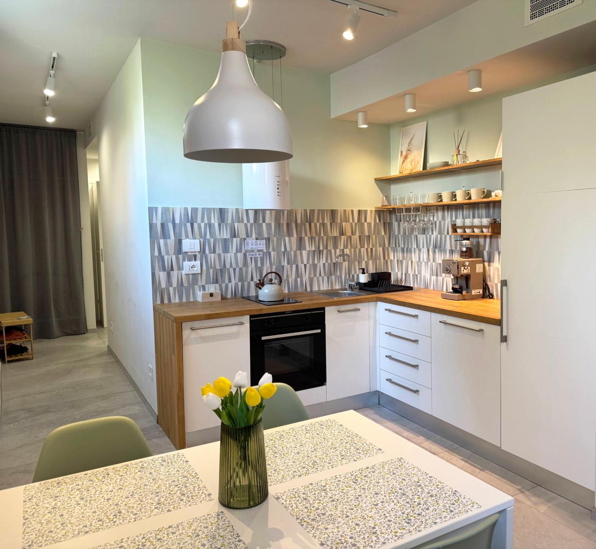 New Apartment In Historical Center Near Lake Riva del Garda Eksteriør billede