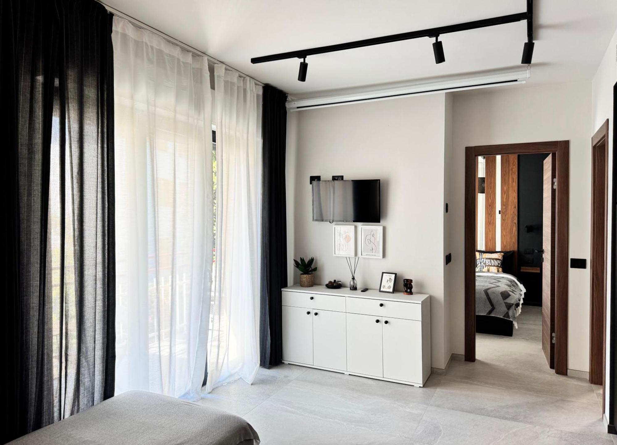 New Apartment In Historical Center Near Lake Riva del Garda Eksteriør billede