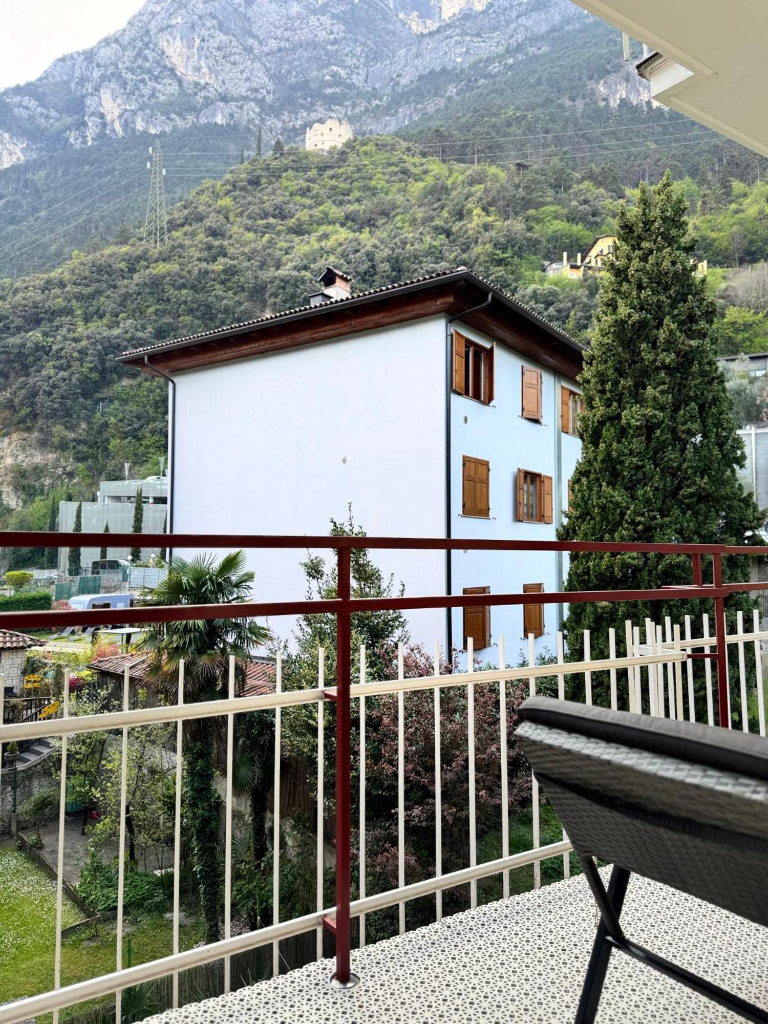 New Apartment In Historical Center Near Lake Riva del Garda Eksteriør billede
